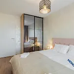 The First One Apartamento Braşov