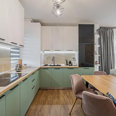 The First One * براشوف