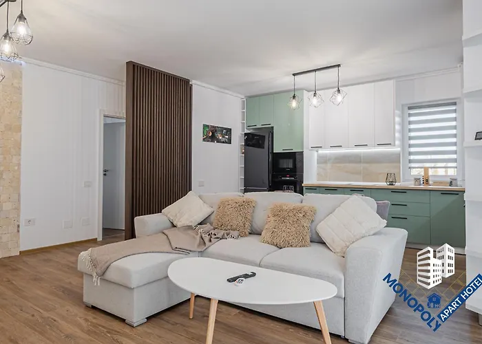 The First One 公寓