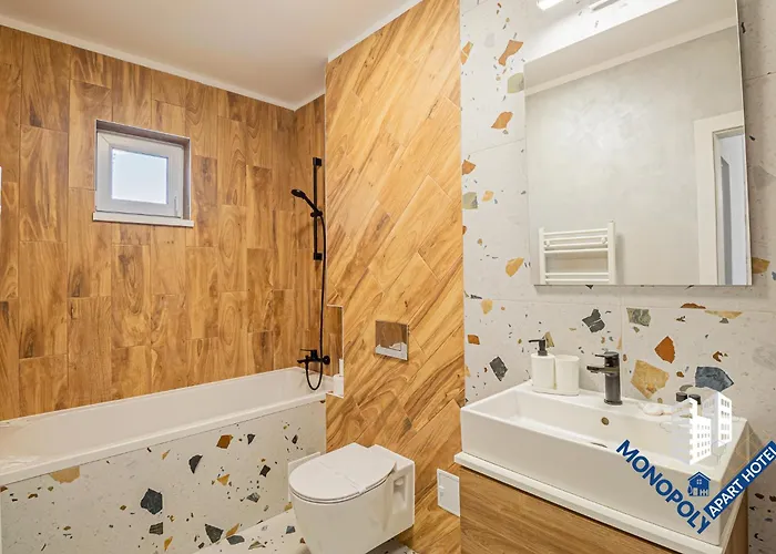 The First One 公寓